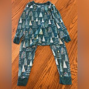 Little Sleepies Green Twinkling Tree Pajama Set